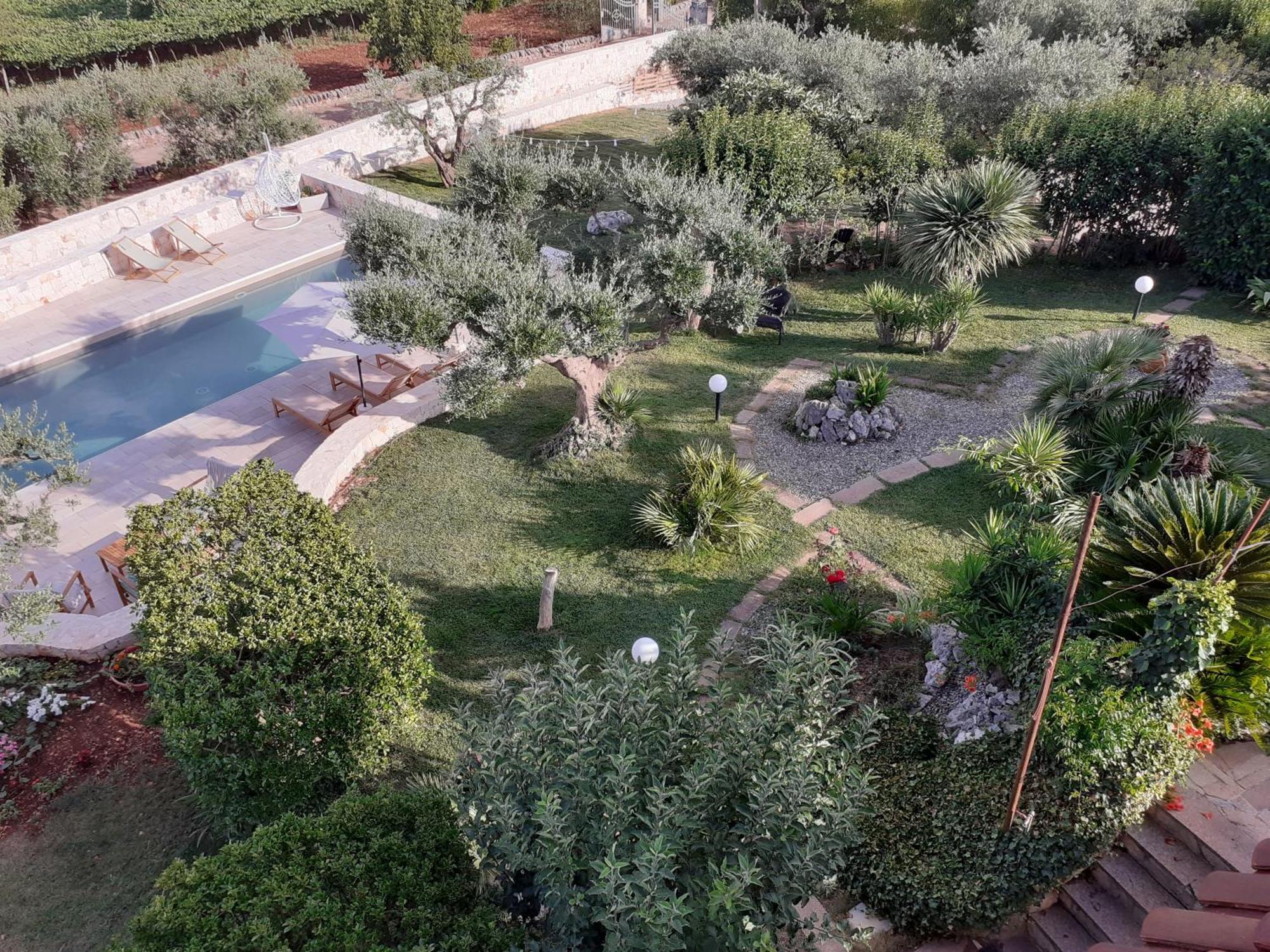 Holiday Home Cosimo Locorotondo Exterior photo