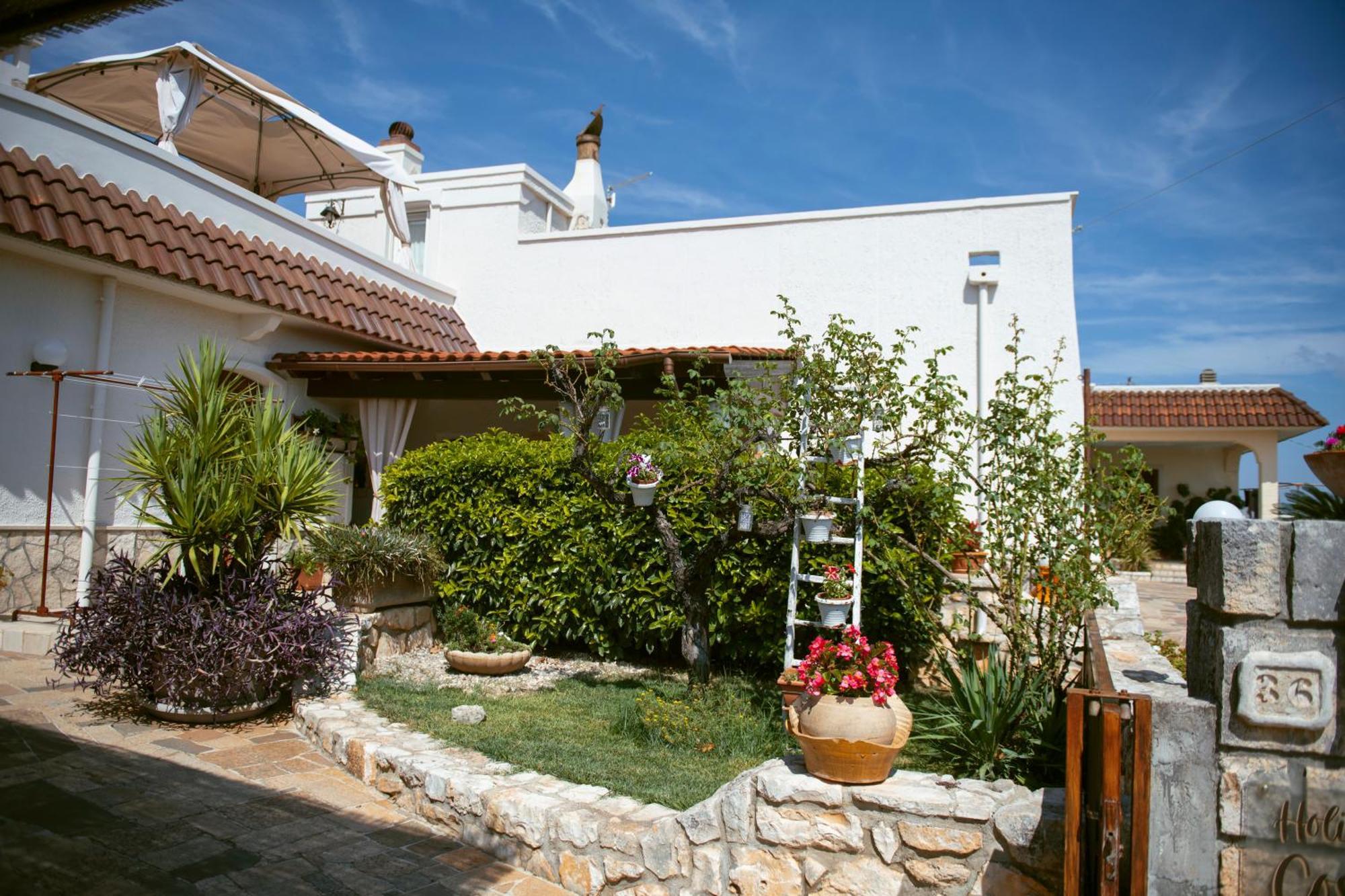 Holiday Home Cosimo Locorotondo Exterior photo