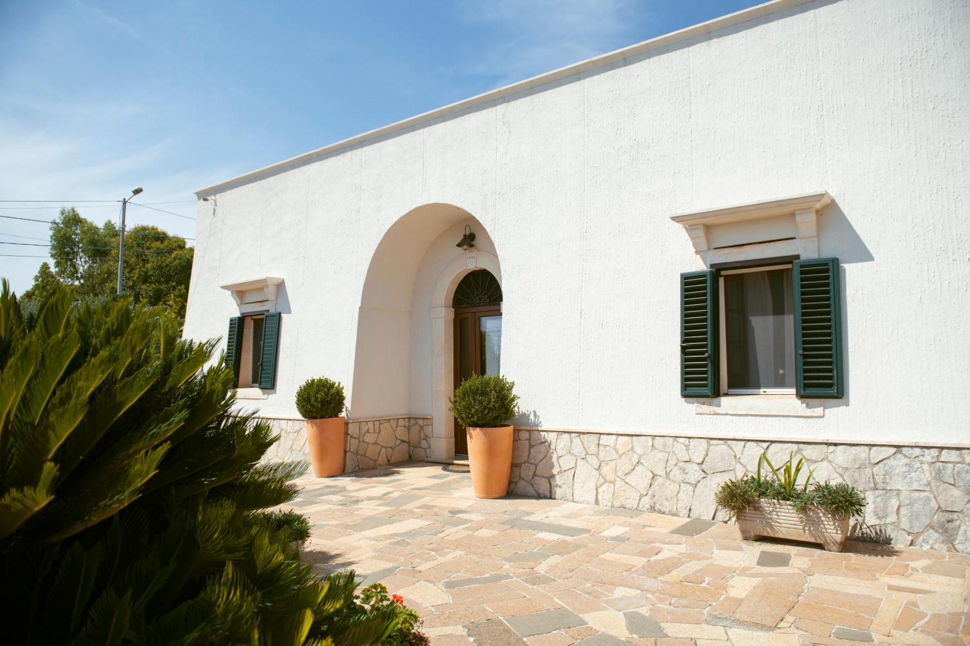 Holiday Home Cosimo Locorotondo Exterior photo